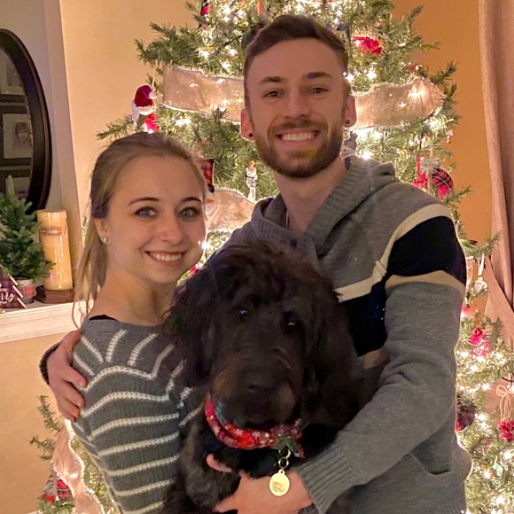 Meet your Poshers, Kristen & Johnny - Picture 5 of 6